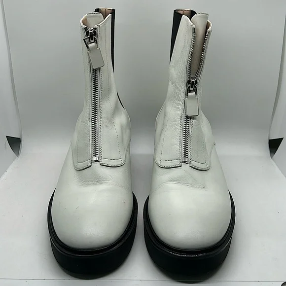 Stuart Weitzman White/Black Leather Zip Up Ankle Booties Boots Shoes **Sz 10** - Picture 2 of 9